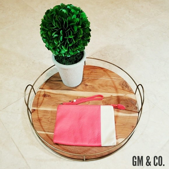 GAP Handbags - GAP Colorblock Wristlet